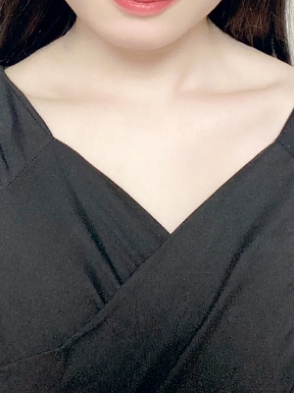 篠原 ななせ