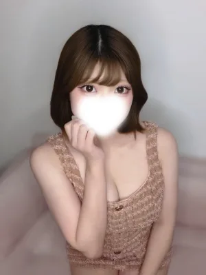 春原うい