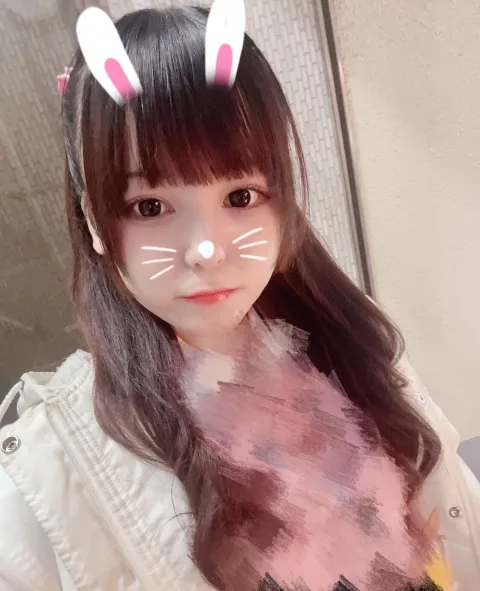 皐月にこ