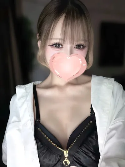 ゆあ【距離感バグる♡小悪魔セラピスト】