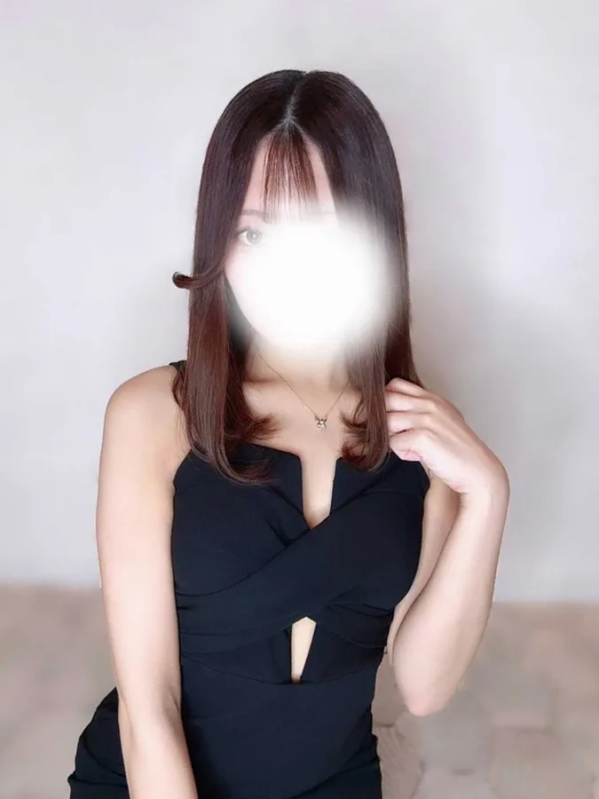 皐月ななか