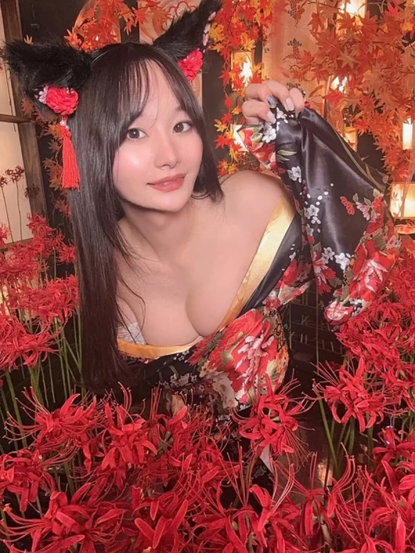 都築ひとみ