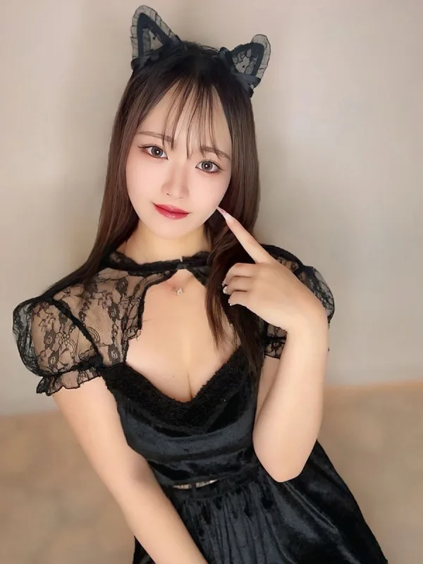 藤牧しゅな