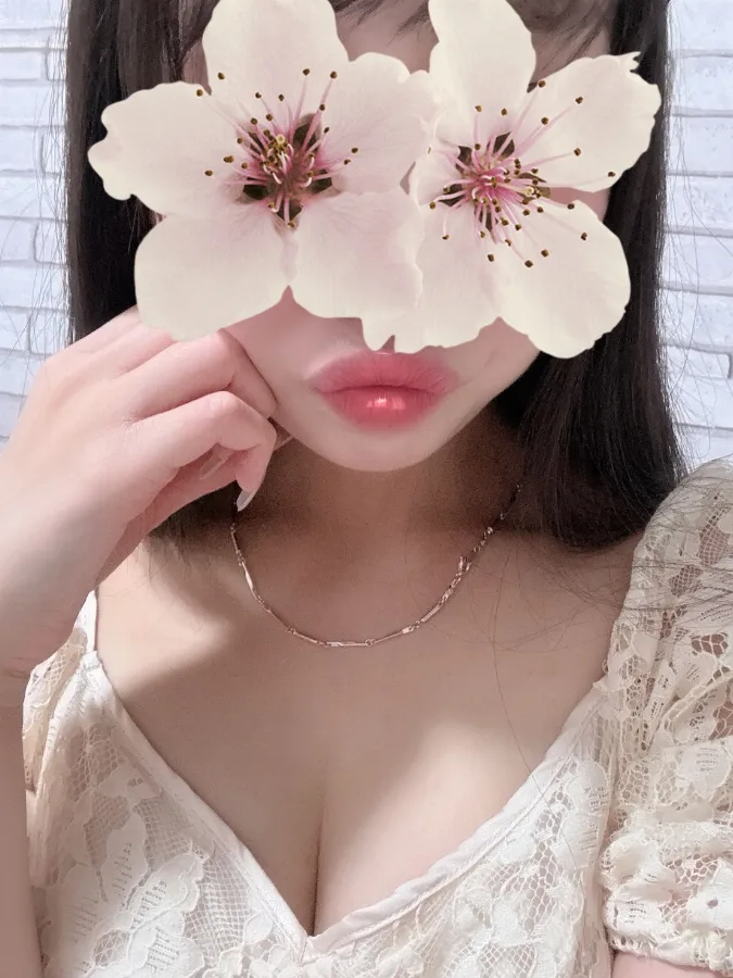 ⟢ 胡桃 うらら ⟣