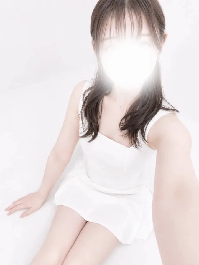 仲里あんず
