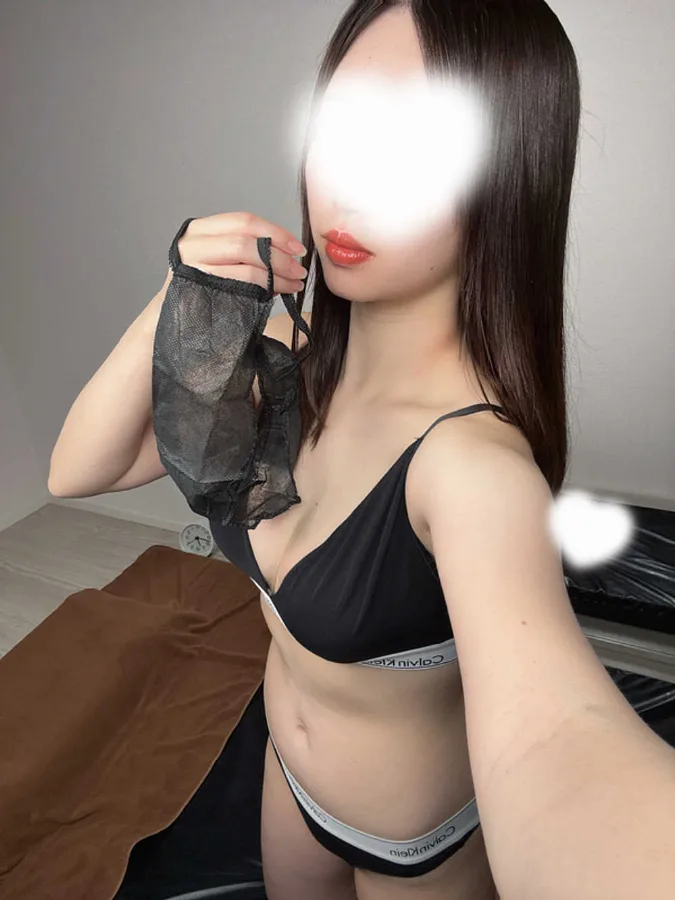 新井さら