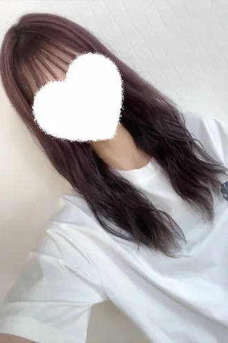 深津 まひろ