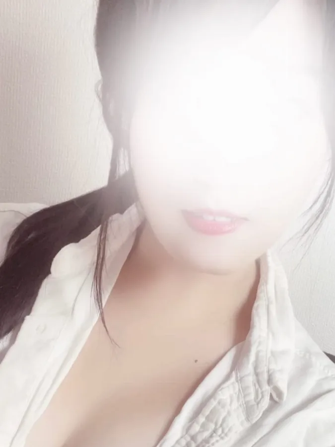 華