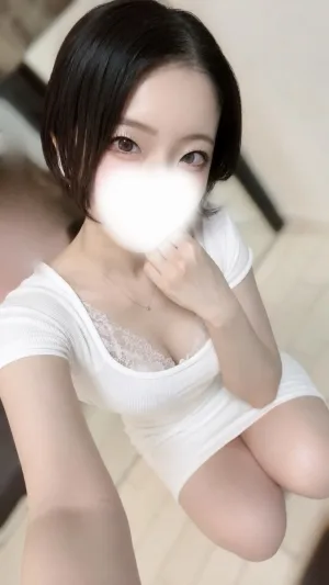 轟えま