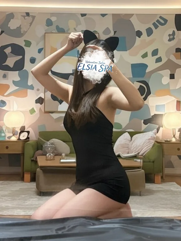 小鳥あゆむ