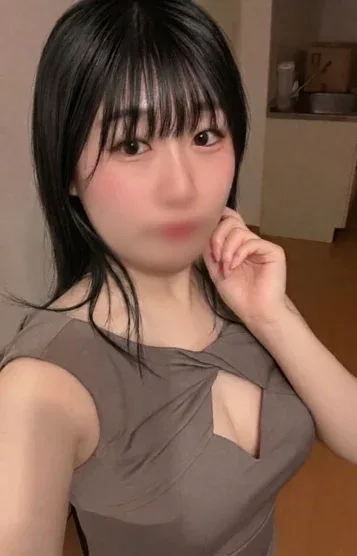 莉佐 りさ (22)