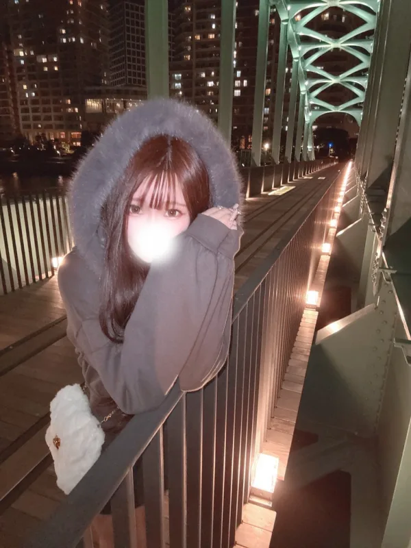 三枝 ひかり