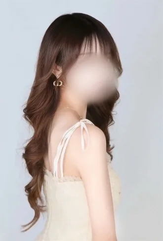 みみ～モデル超えキレカワ美女