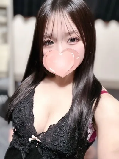 おとは【吸いつく白肌♡黄金比の神ボディ】