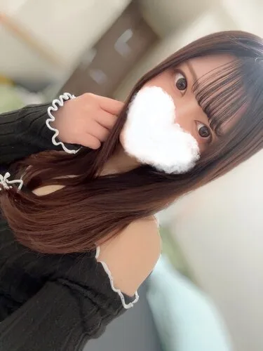 椿みな