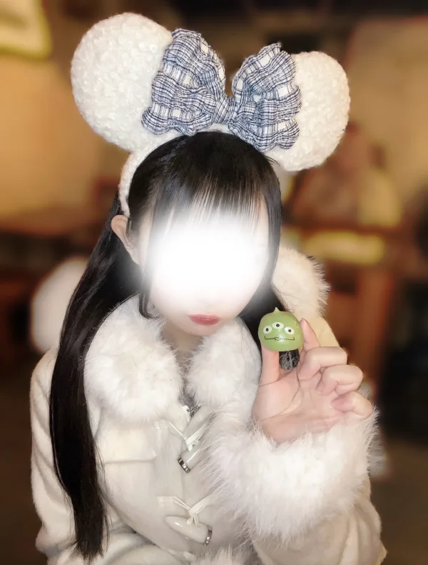 山田もえ