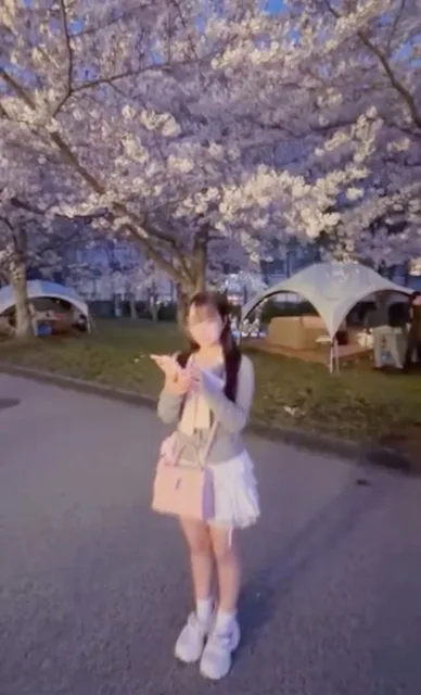 みいな