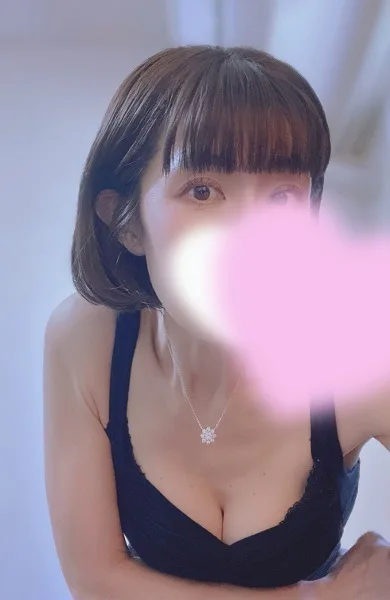 山口かれん