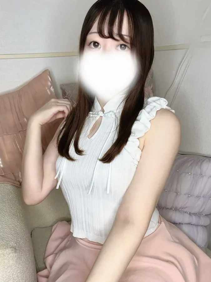 白花ゆい