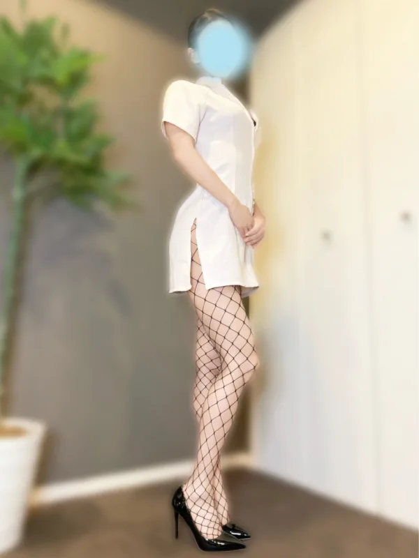 神咲レイラ