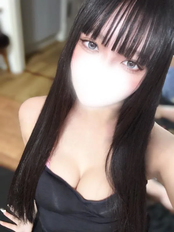 鷹野かりな