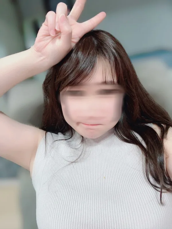紗倉まなつ