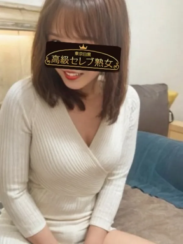 真白ひなの