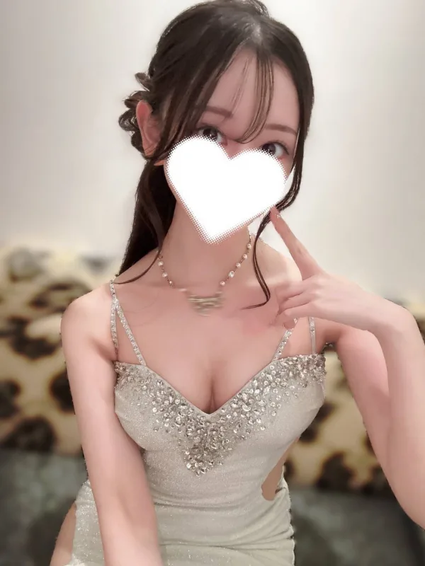 山下まりな