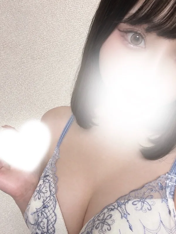 あいな