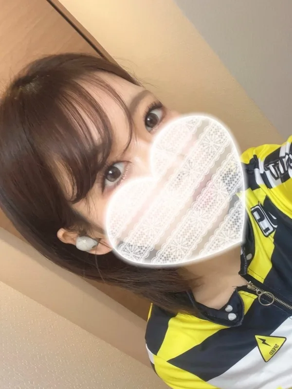 つき
