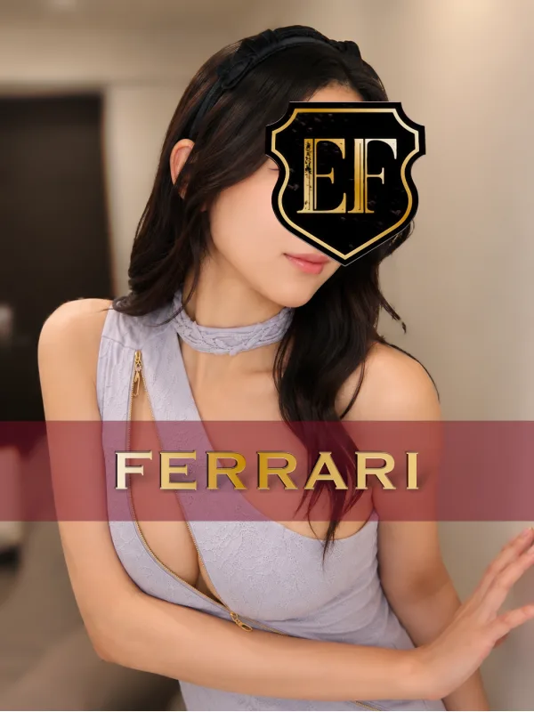 町城 レイナ