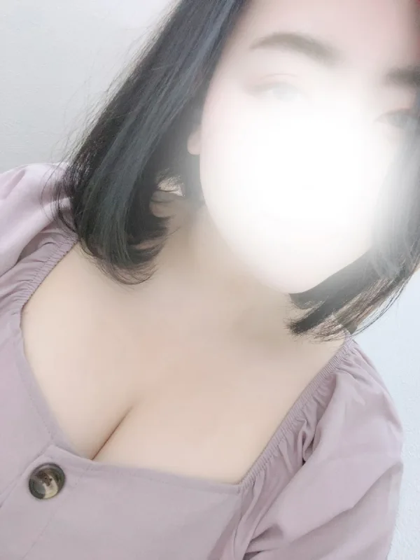 望月しおん