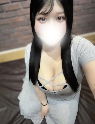 ももな