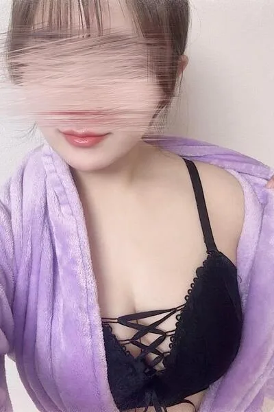桜庭ゆあ