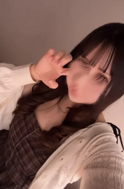 みいな