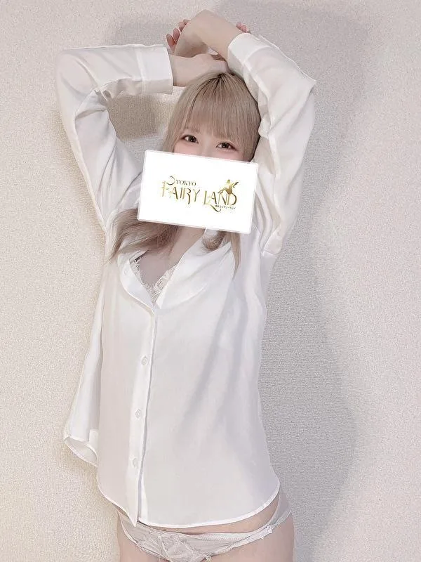真白あむ